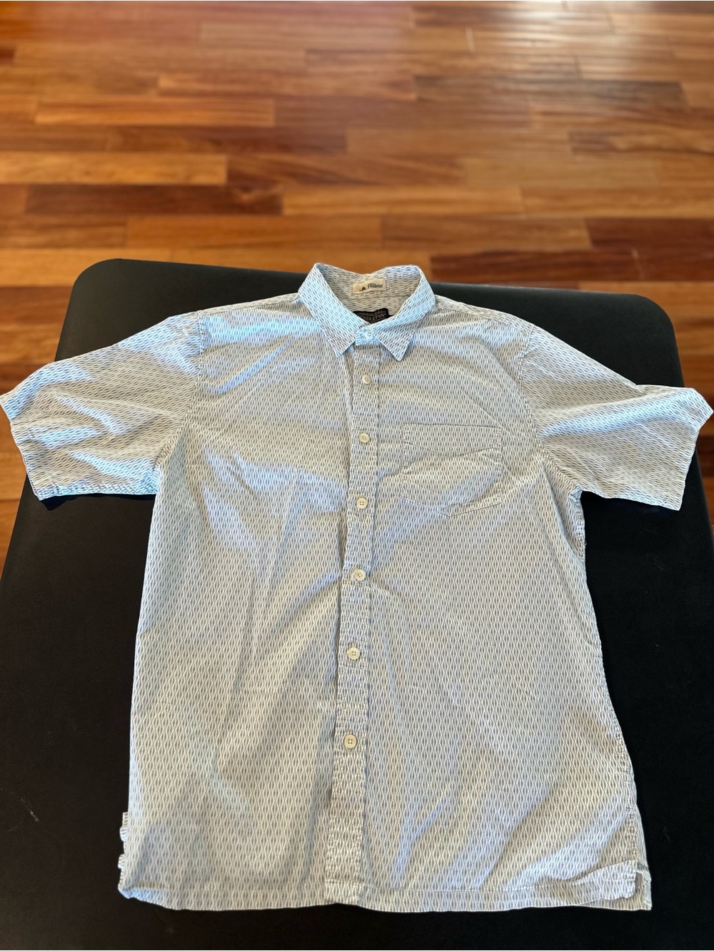 Surf Pendleton Men's Light Blue Short-Sleeve Button-Up Shirt Large